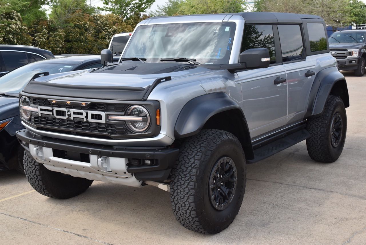 2023 FORD Bronco