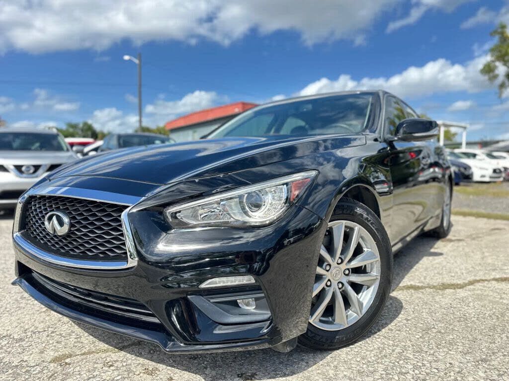 2018 INFINITI Q50