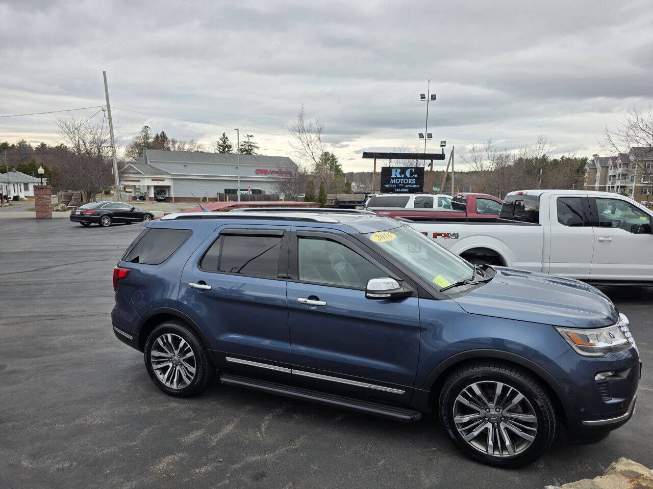 2018 FORD Explorer