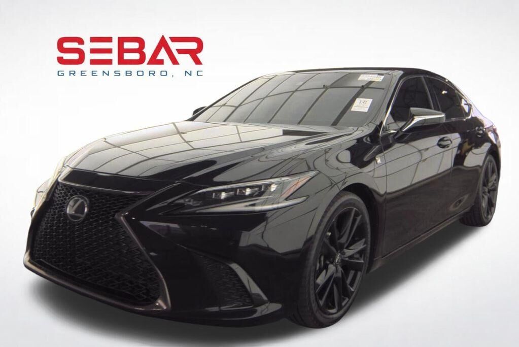 2022 LEXUS ES