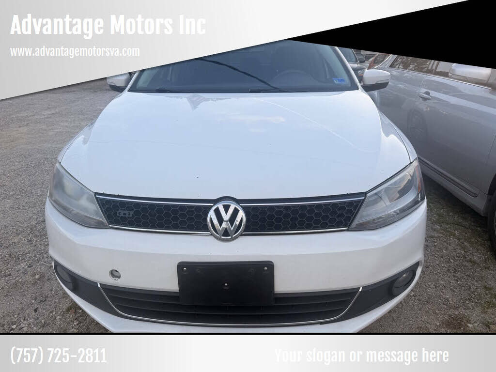 2011 VOLKSWAGEN Jetta