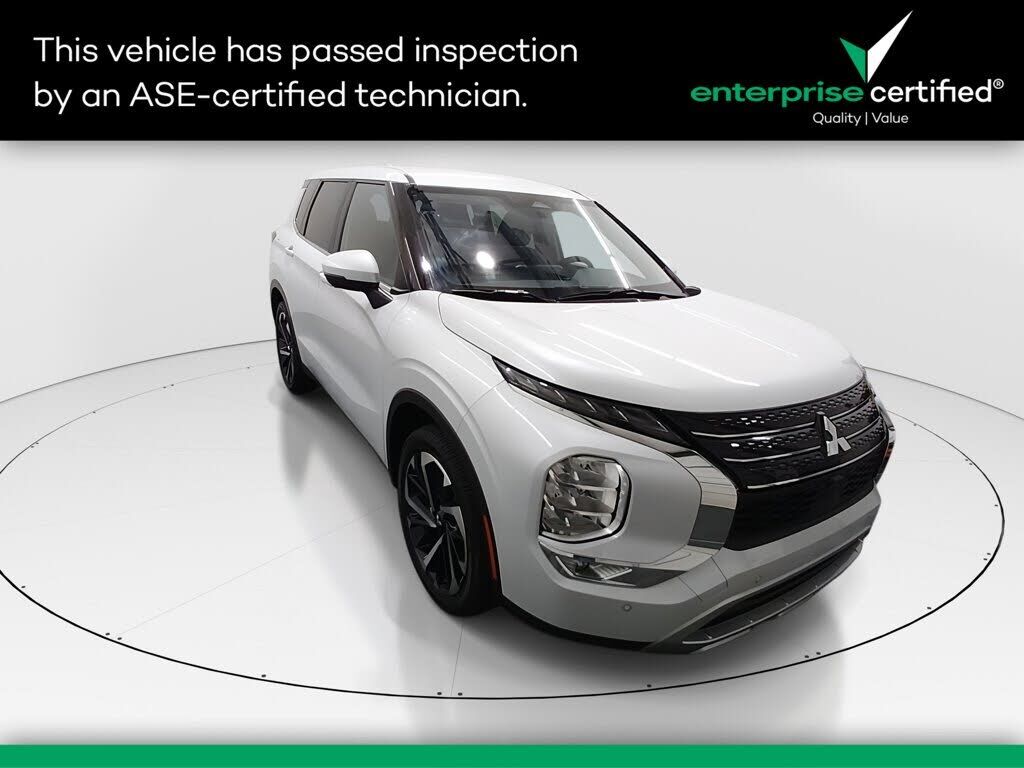 2024 MITSUBISHI Outlander