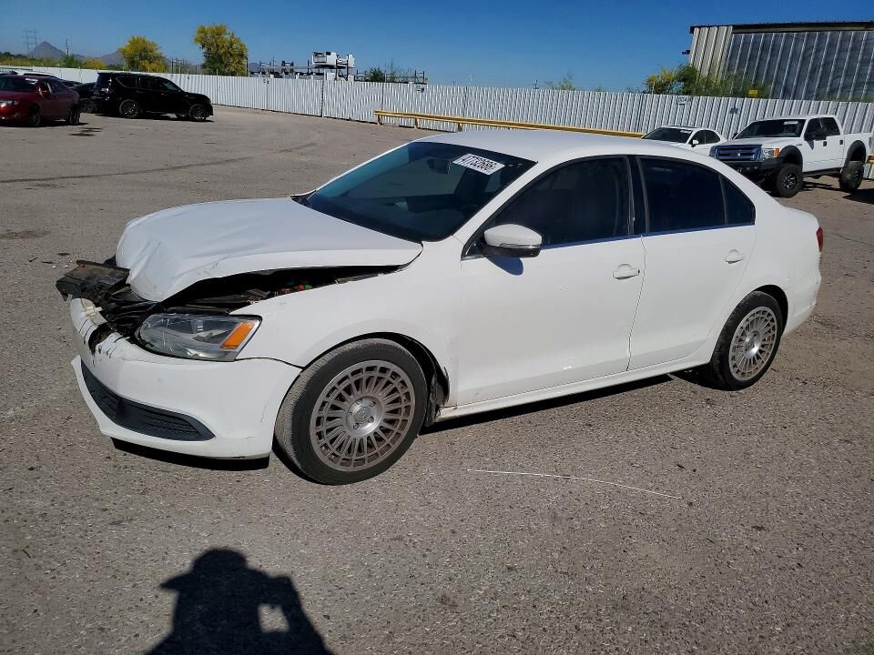2013 VOLKSWAGEN Jetta