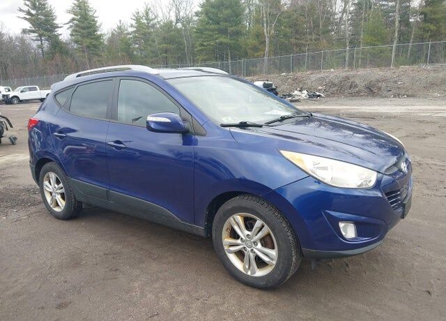 2013 HYUNDAI Tucson