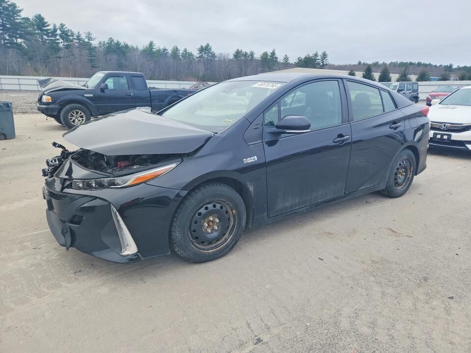 2021 TOYOTA Prius