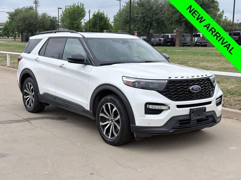 2020 FORD Explorer