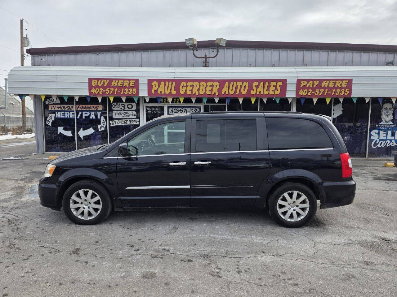 2011 CHRYSLER Town and Country