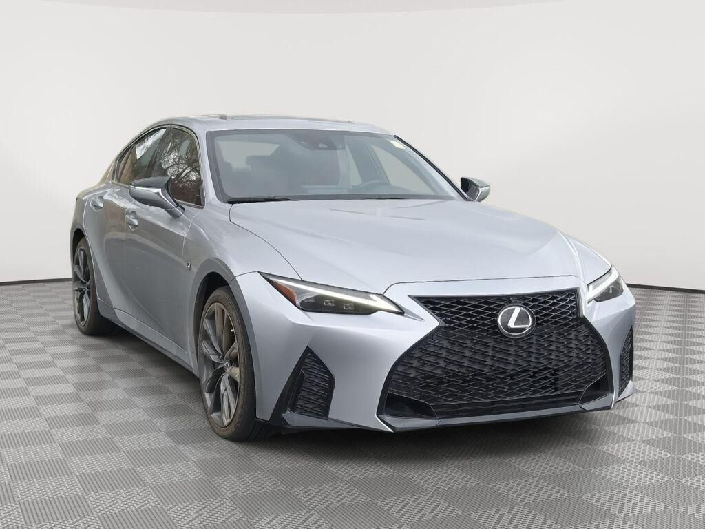 2023 LEXUS IS