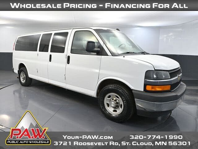 2017 CHEVROLET Express