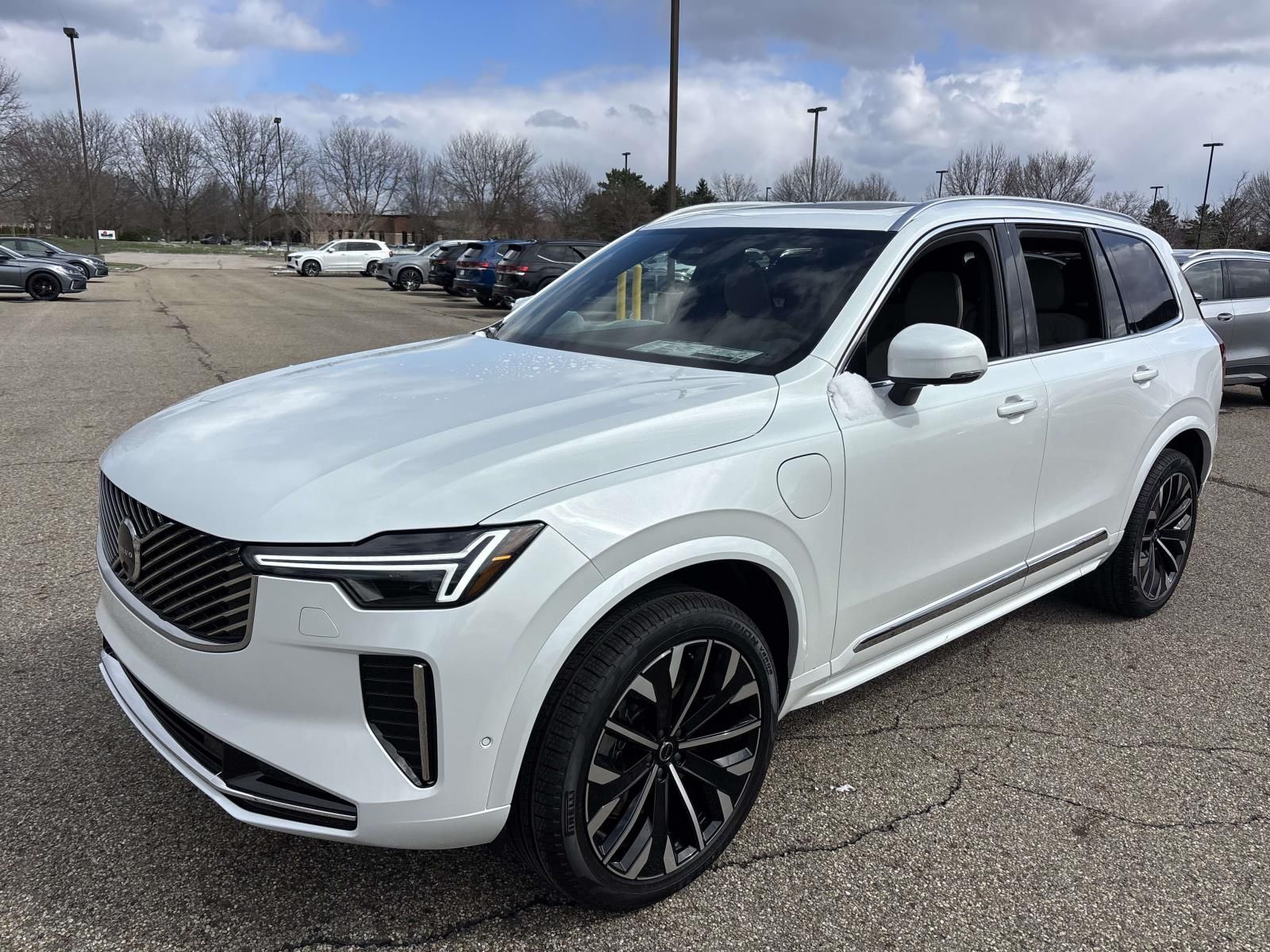 2026 VOLVO XC90