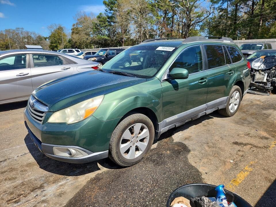 2010 SUBARU Outback