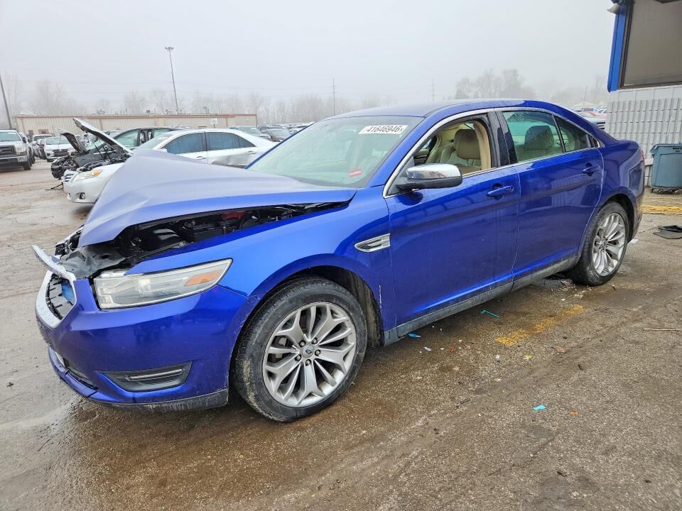 2013 FORD Taurus
