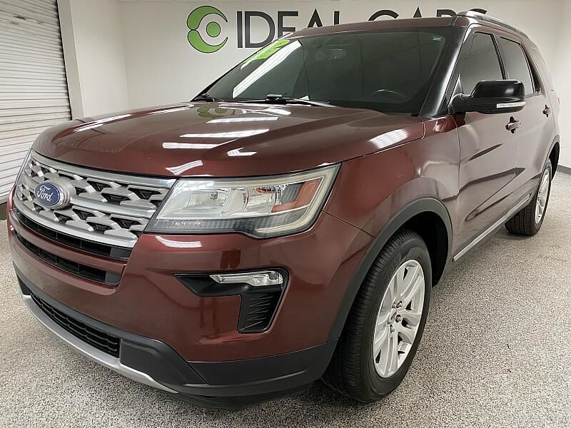 2018 FORD Explorer