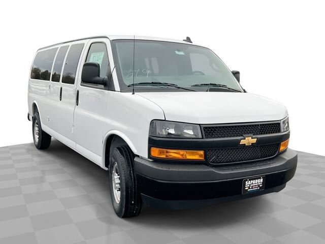 2026 CHEVROLET Express