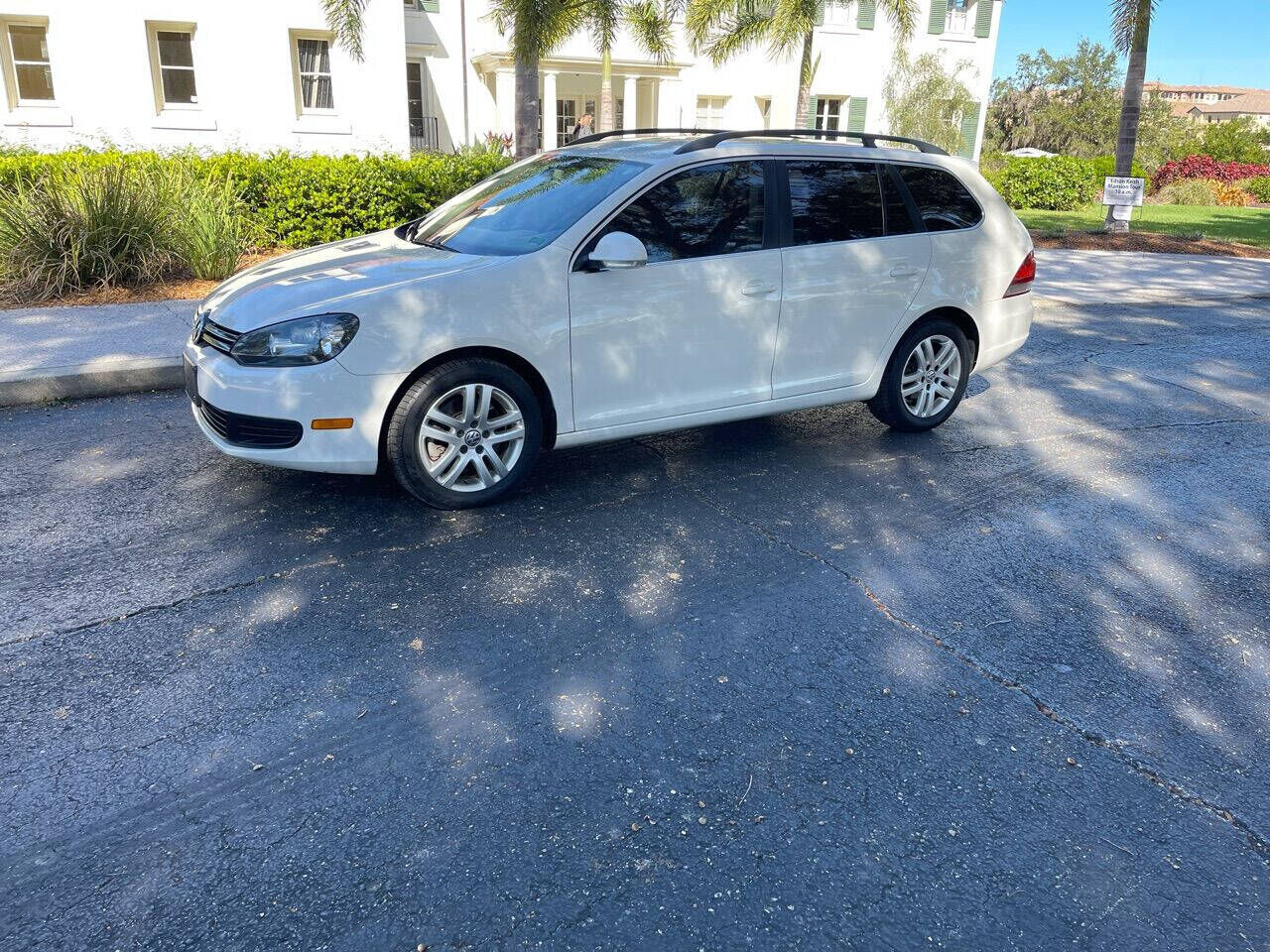 2011 VOLKSWAGEN Jetta Wagon