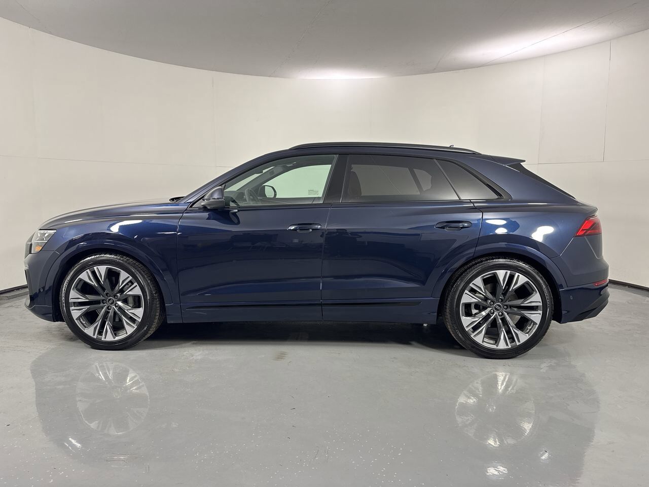 2025 Audi Q8