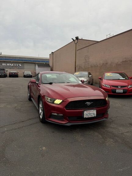2015 FORD Mustang