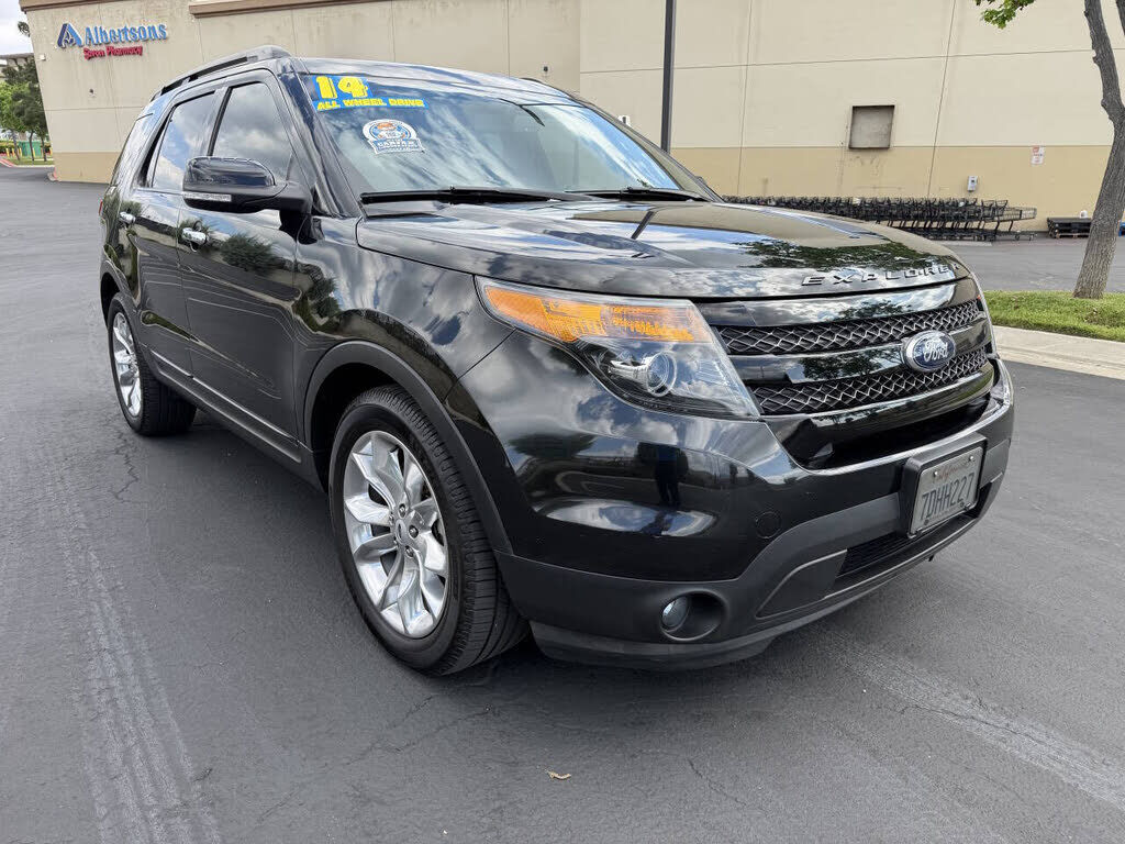 2014 FORD Explorer