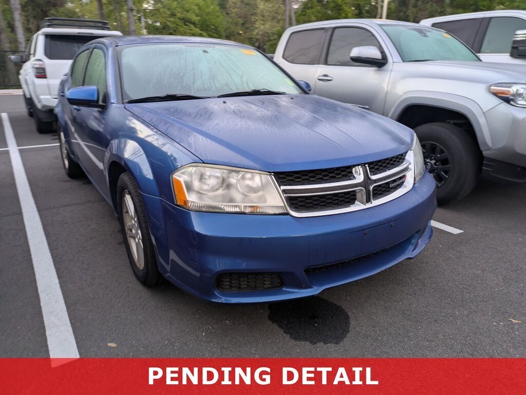 2012 DODGE Avenger