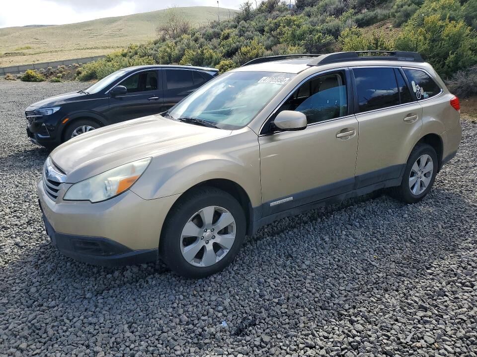 2010 SUBARU Outback