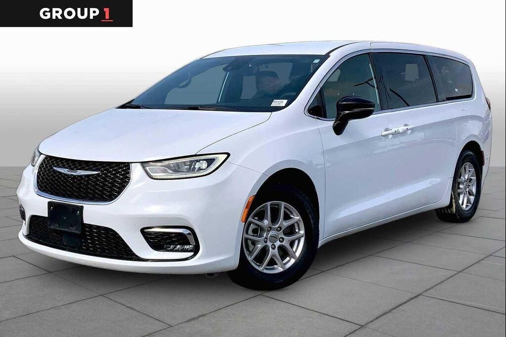 2025 CHRYSLER Pacifica