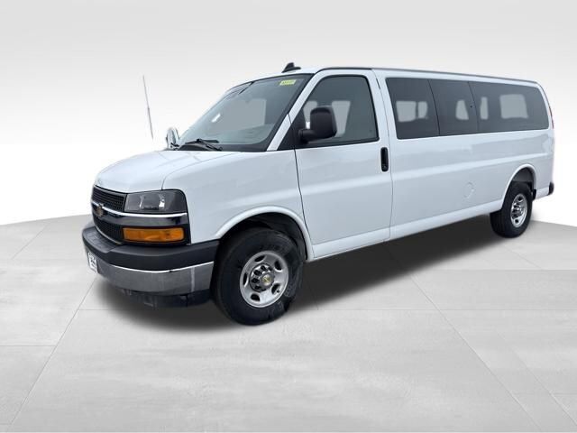 2025 CHEVROLET Express