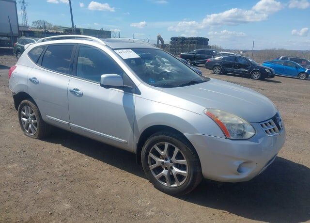 2012 NISSAN Rogue