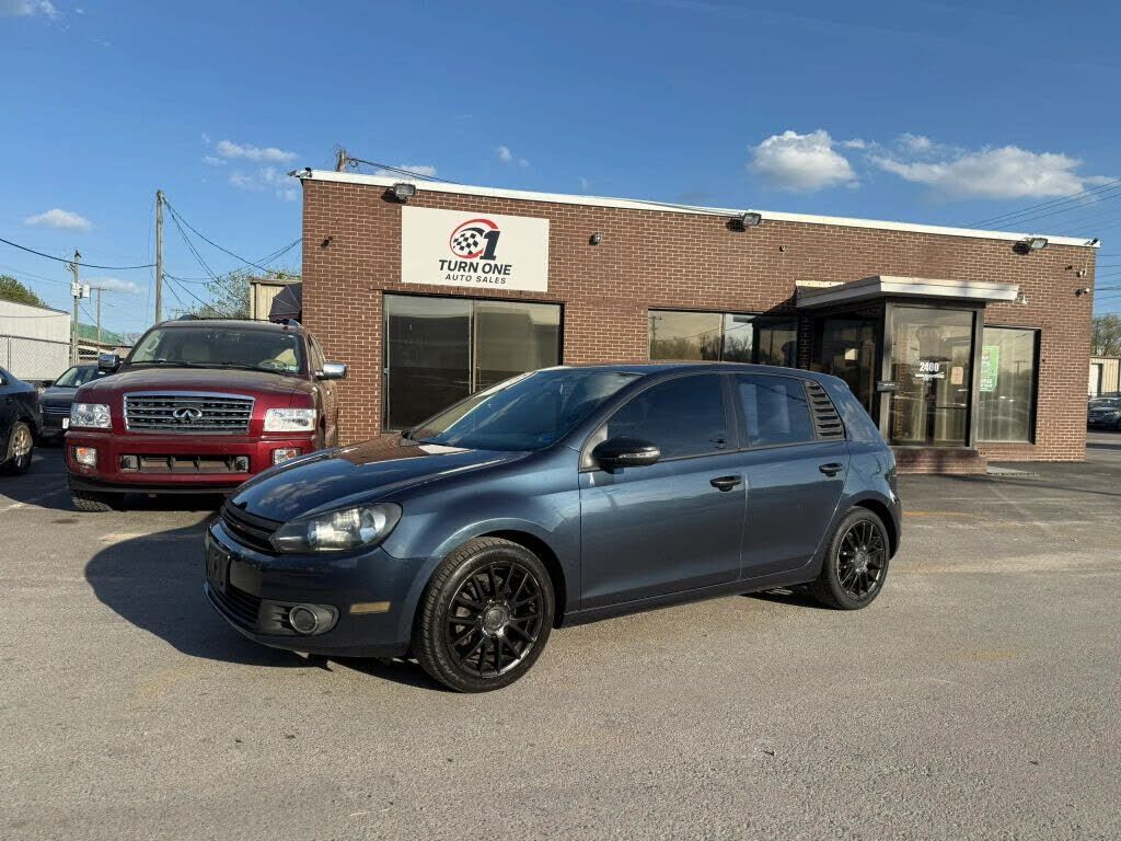 2013 VOLKSWAGEN Golf