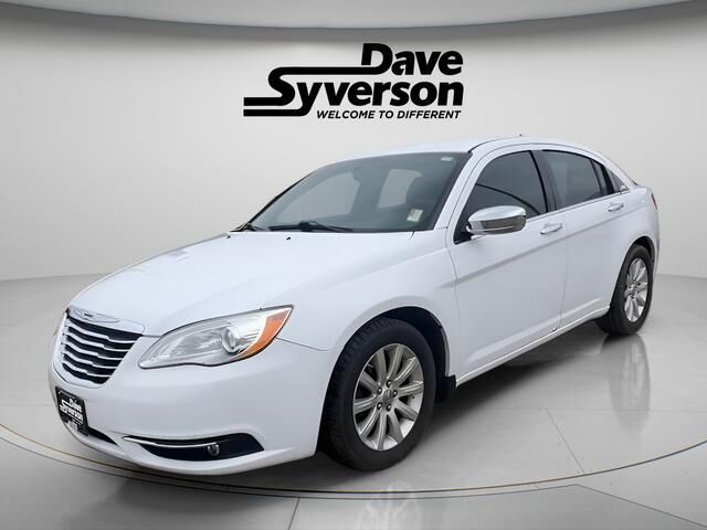 2014 CHRYSLER 200