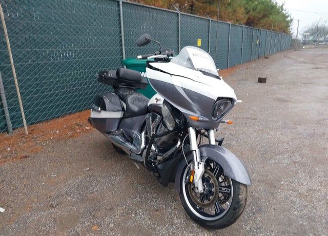 2016 VICTORY Cross Country Tour