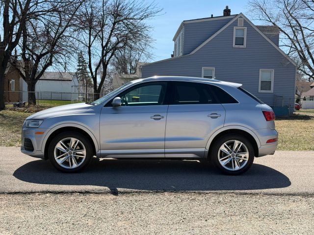 2016 Audi Q3