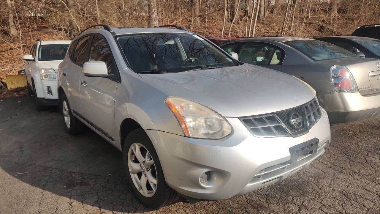 2011 NISSAN Rogue