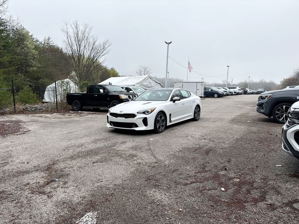 2020 KIA Stinger