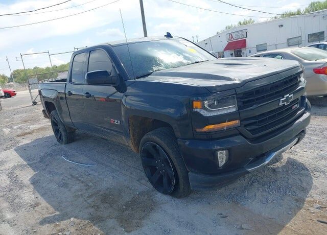 2017 CHEVROLET Silverado
