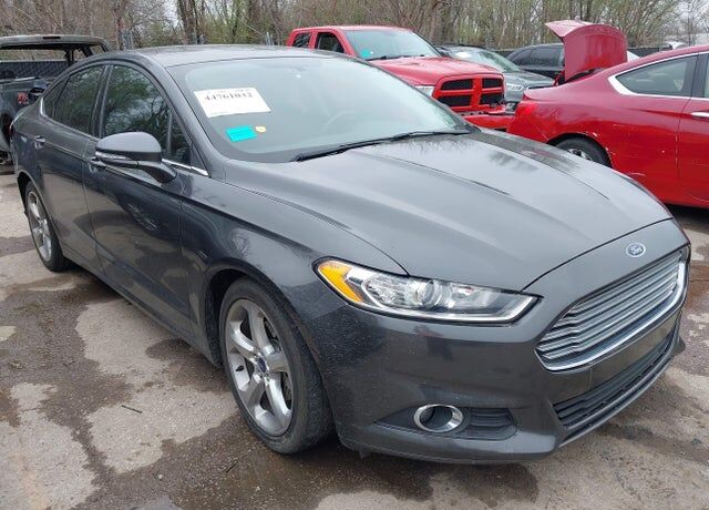 2015 FORD Fusion