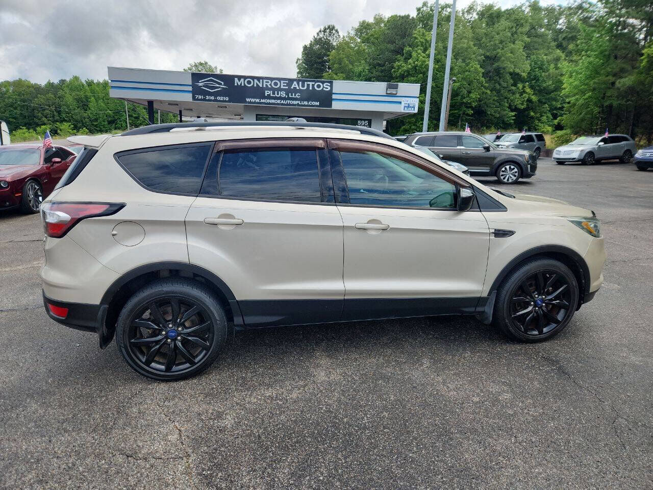 2017 FORD Escape