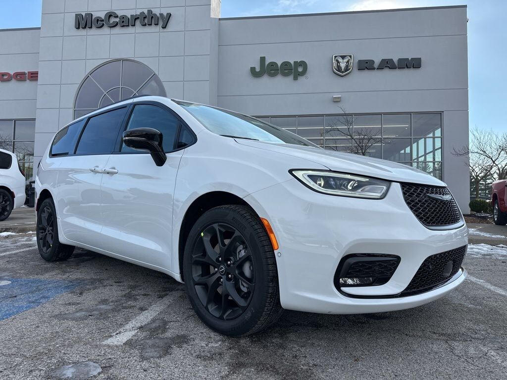 2026 CHRYSLER Pacifica