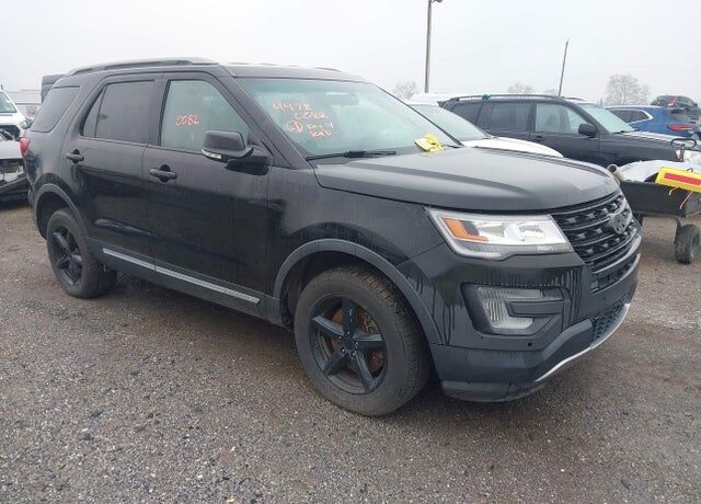 2017 FORD Explorer