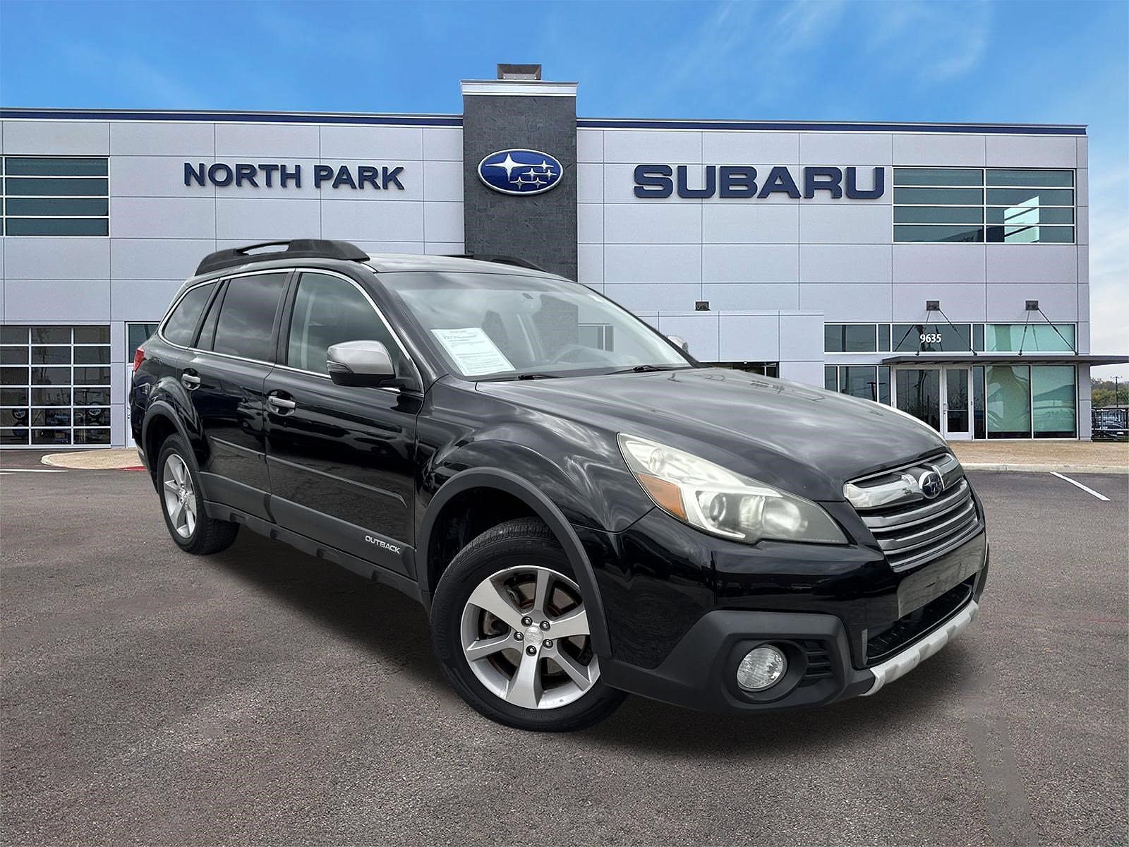 2013 SUBARU Outback