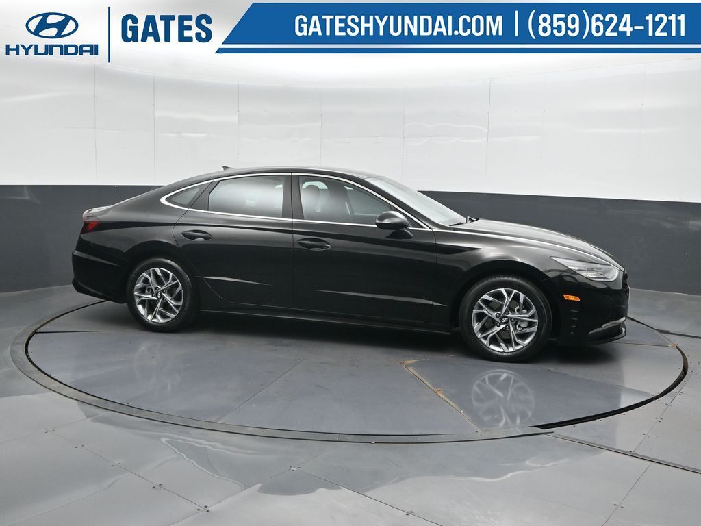 2023 HYUNDAI Sonata