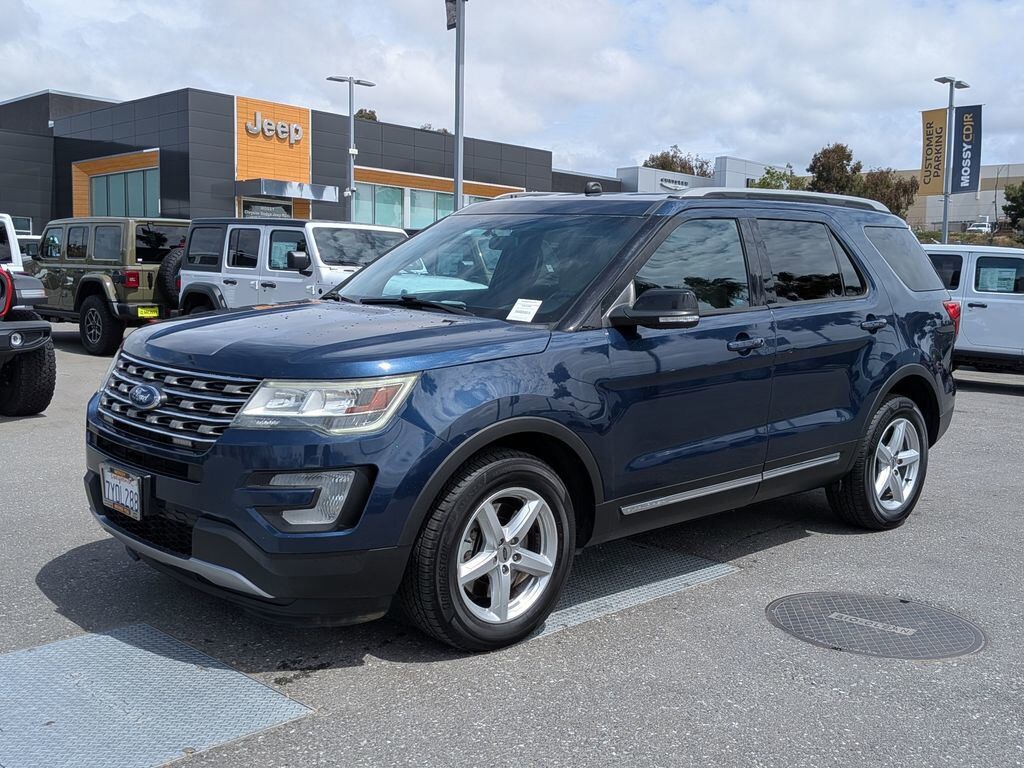 2016 FORD Explorer