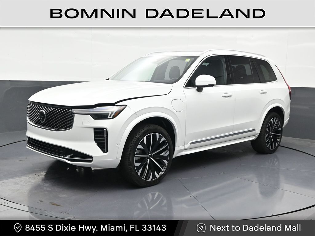 2025 VOLVO XC90