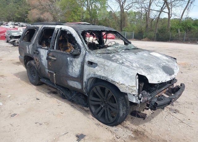 2013 CADILLAC Escalade