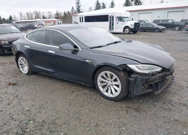 2016 TESLA Model S