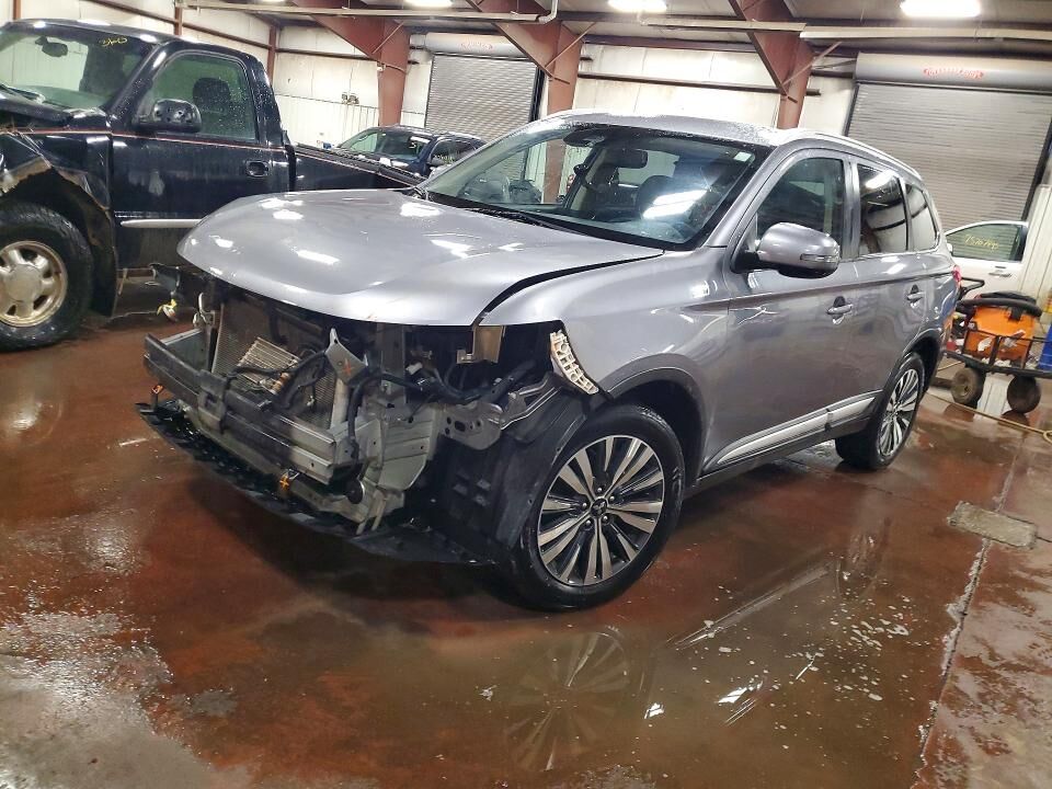 2020 MITSUBISHI Outlander