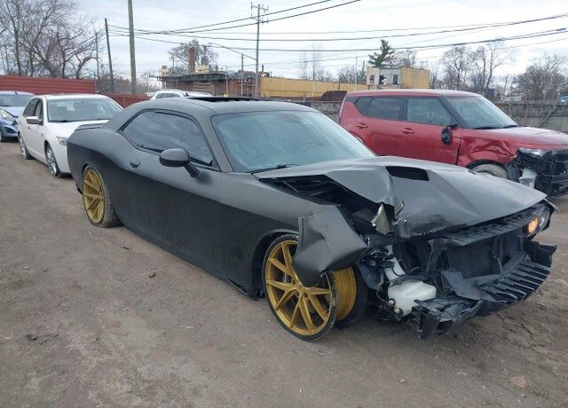 2016 DODGE Challenger