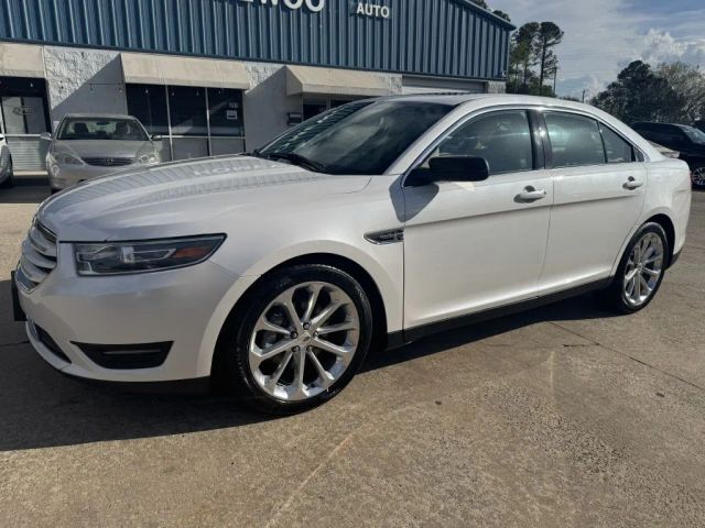 2015 FORD Taurus