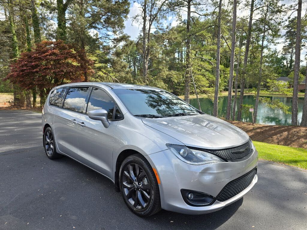 2019 CHRYSLER Pacifica