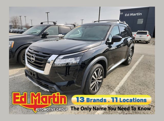 2023 NISSAN Pathfinder