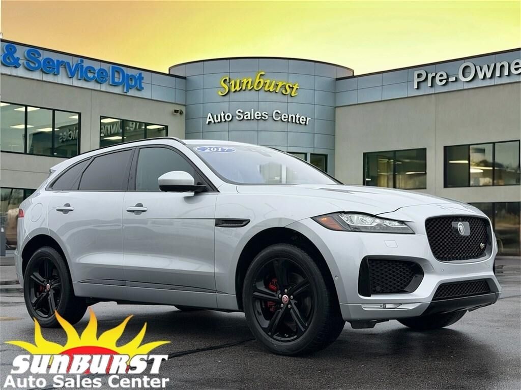 2017 JAGUAR F-Pace